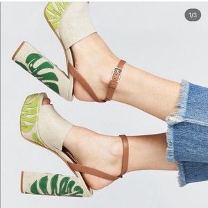 Dolce Vita tropical palm platform heels